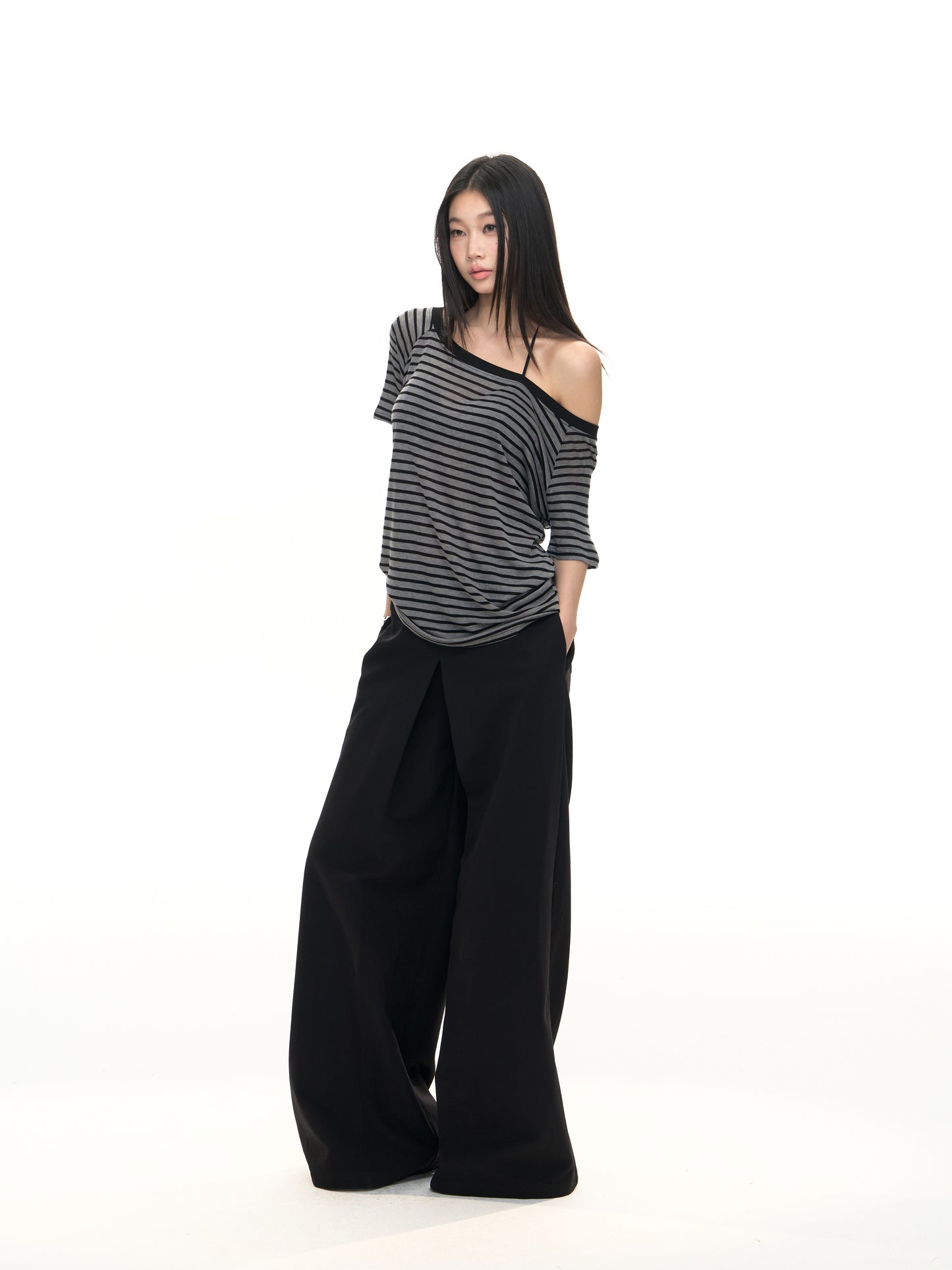 Loose Striped Off-Shoulder Tee