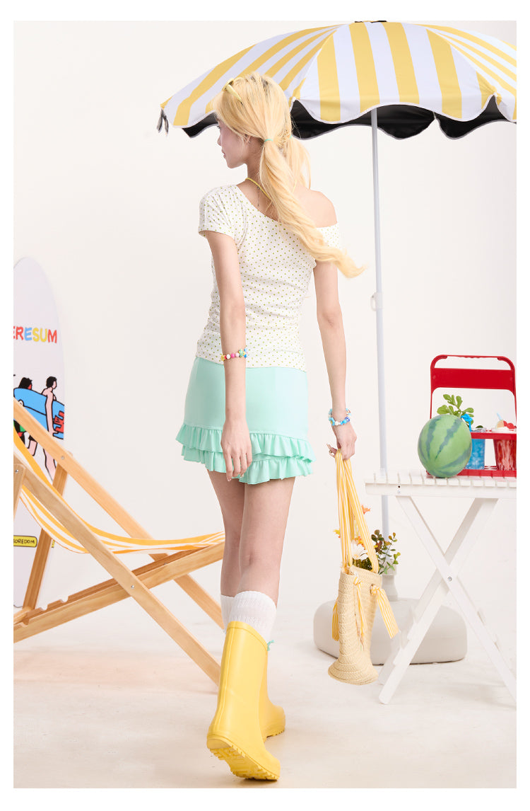 Y2K Rhinestone Ruffle Trim Lace-Up Skirt Shorts