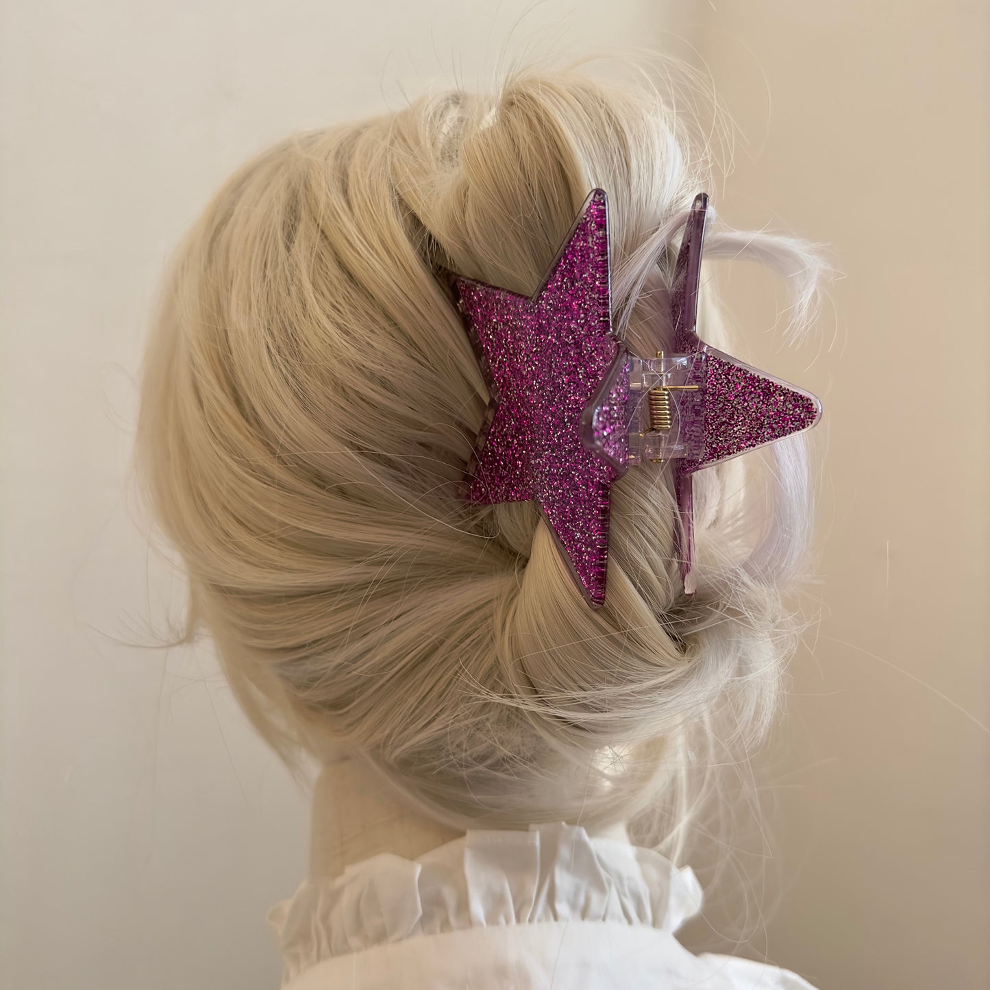 Y2K Star-Shaped Hair Claw Clip – Sweet & Bold