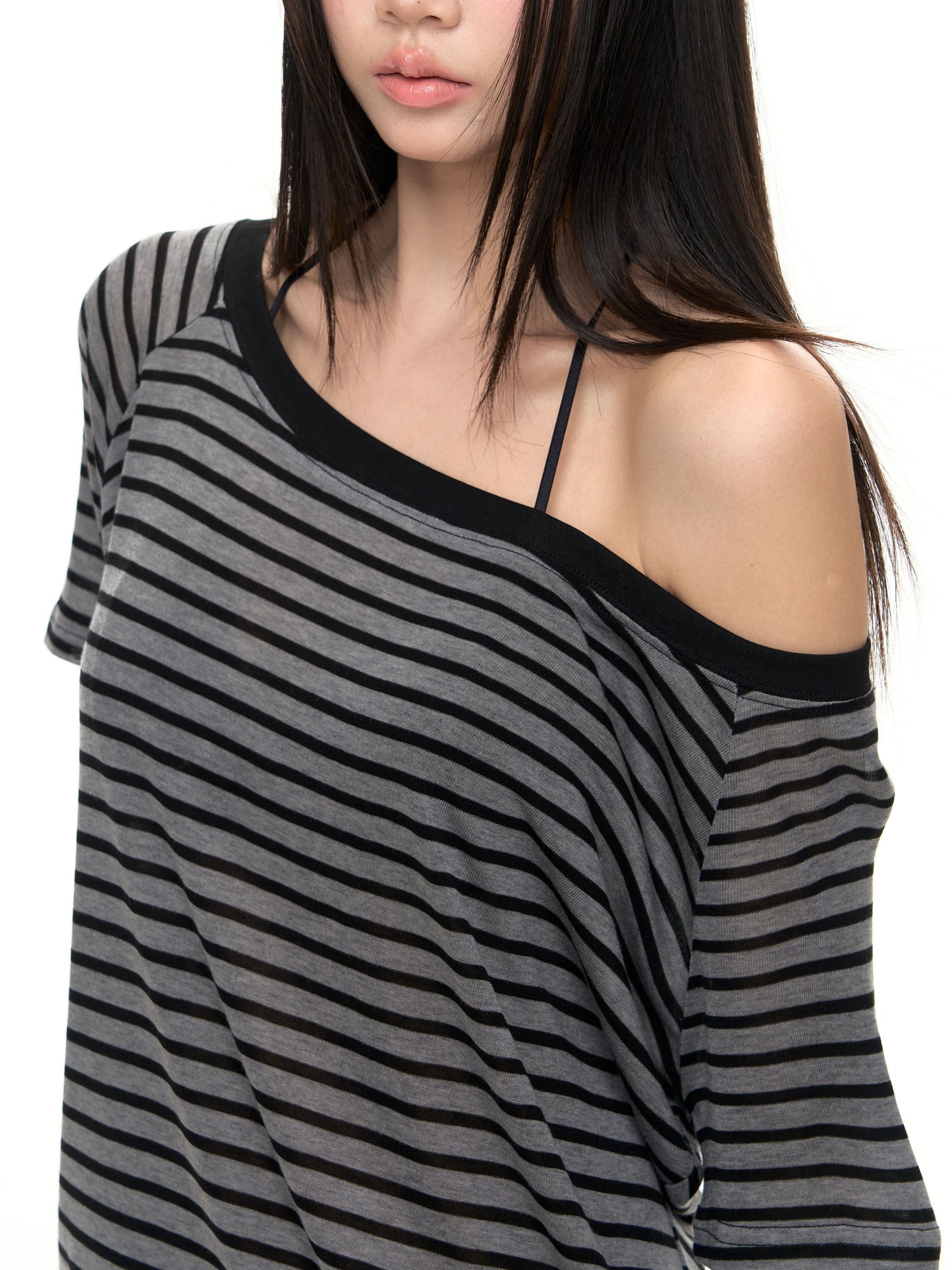 Loose Striped Off-Shoulder Tee