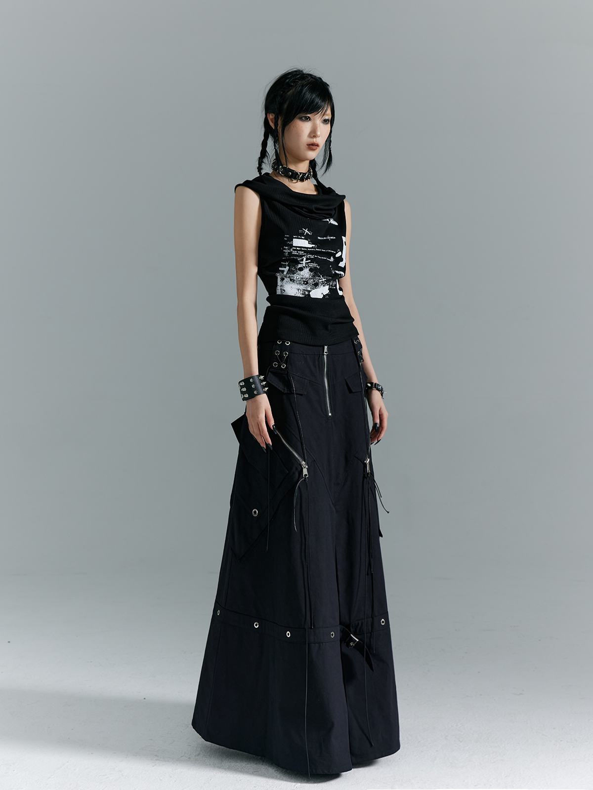 Dark Punk Hooded Sleeveless Knitted Vest