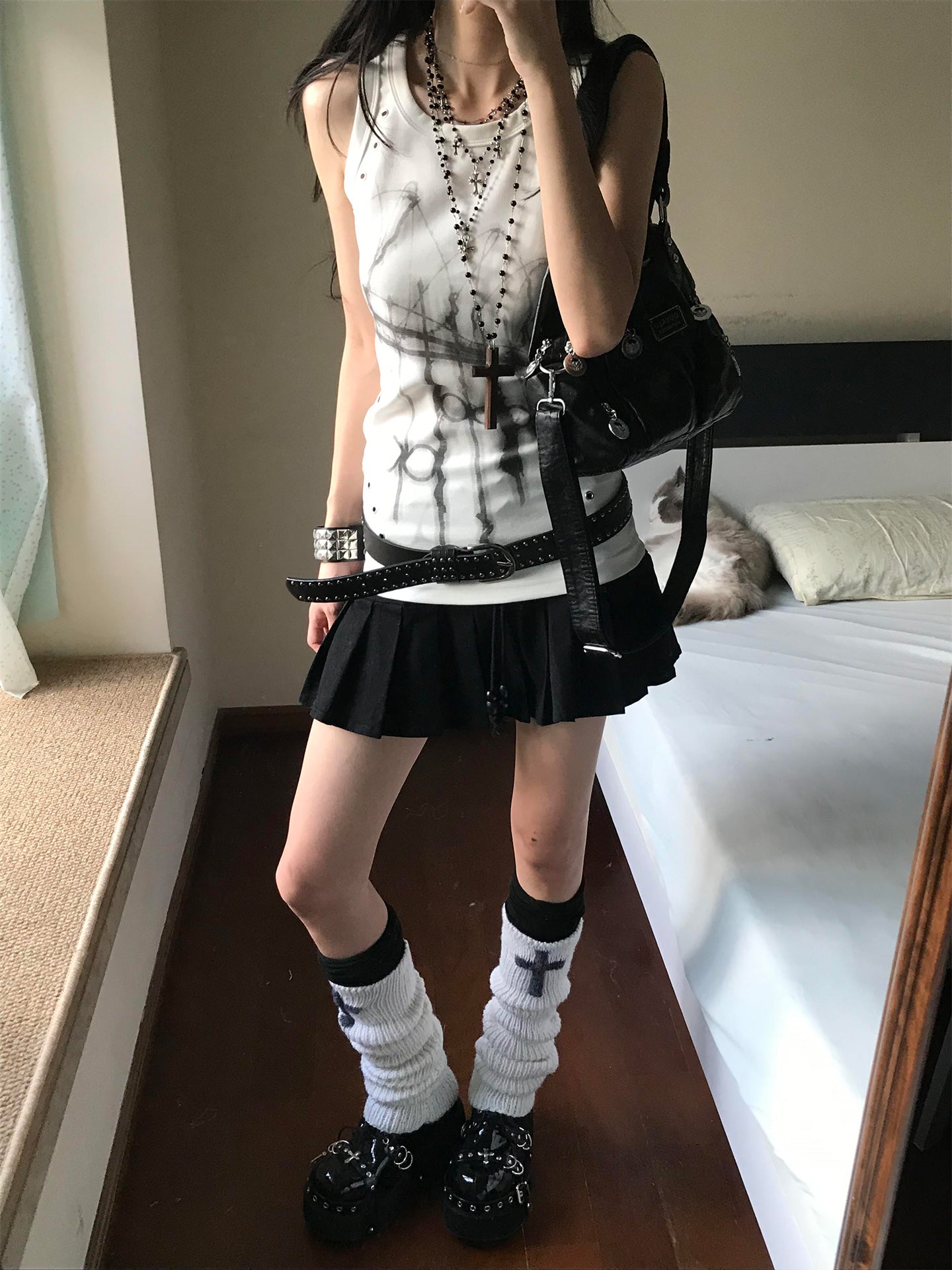 Y2K Subculture Print Metal Eyelet Tank Top